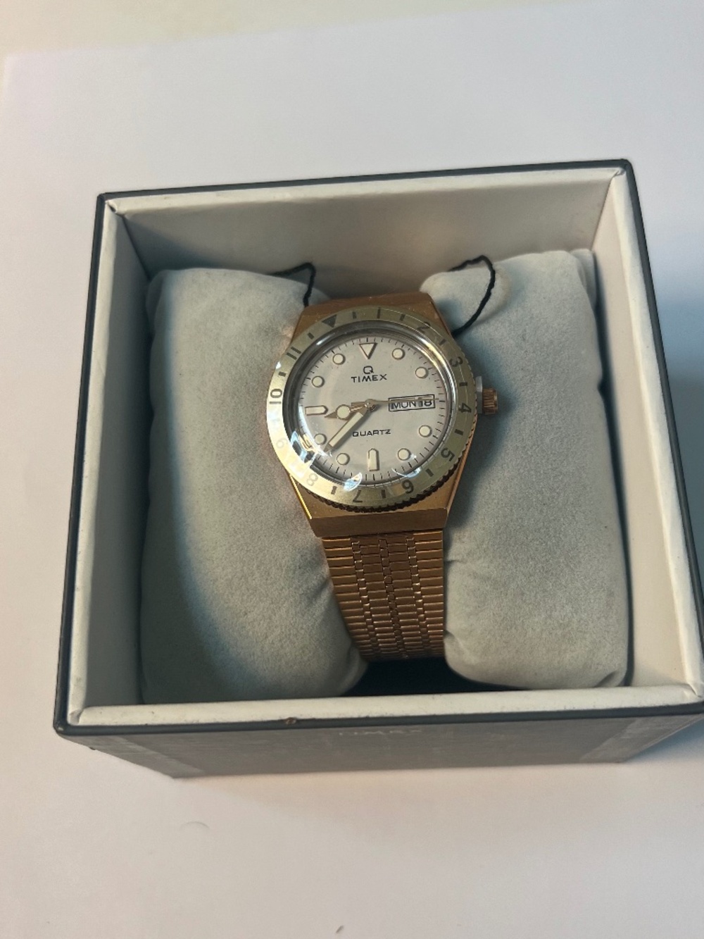 Brand New Q Timex Reissue Gold-Tone Watch | White Dial & Day/Date | Box